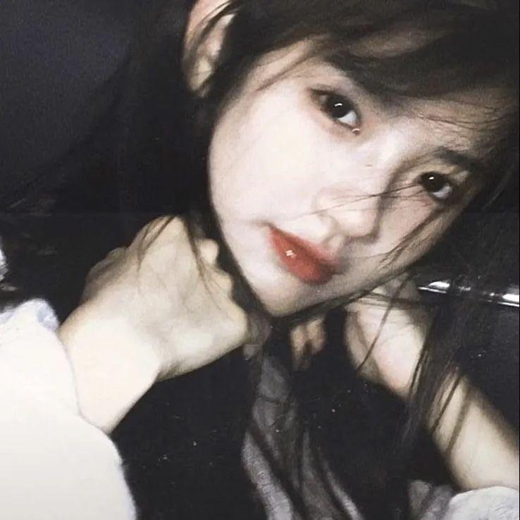 第一个教师